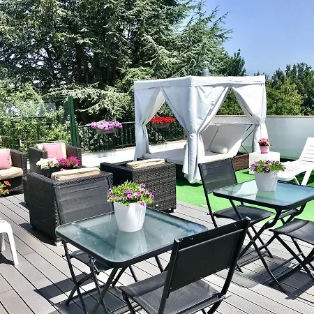 엘 패드리노 게스트하우스